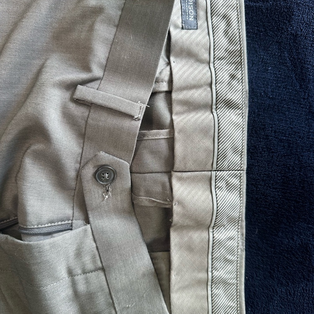 Men's Madison dress pant. Size 36x32